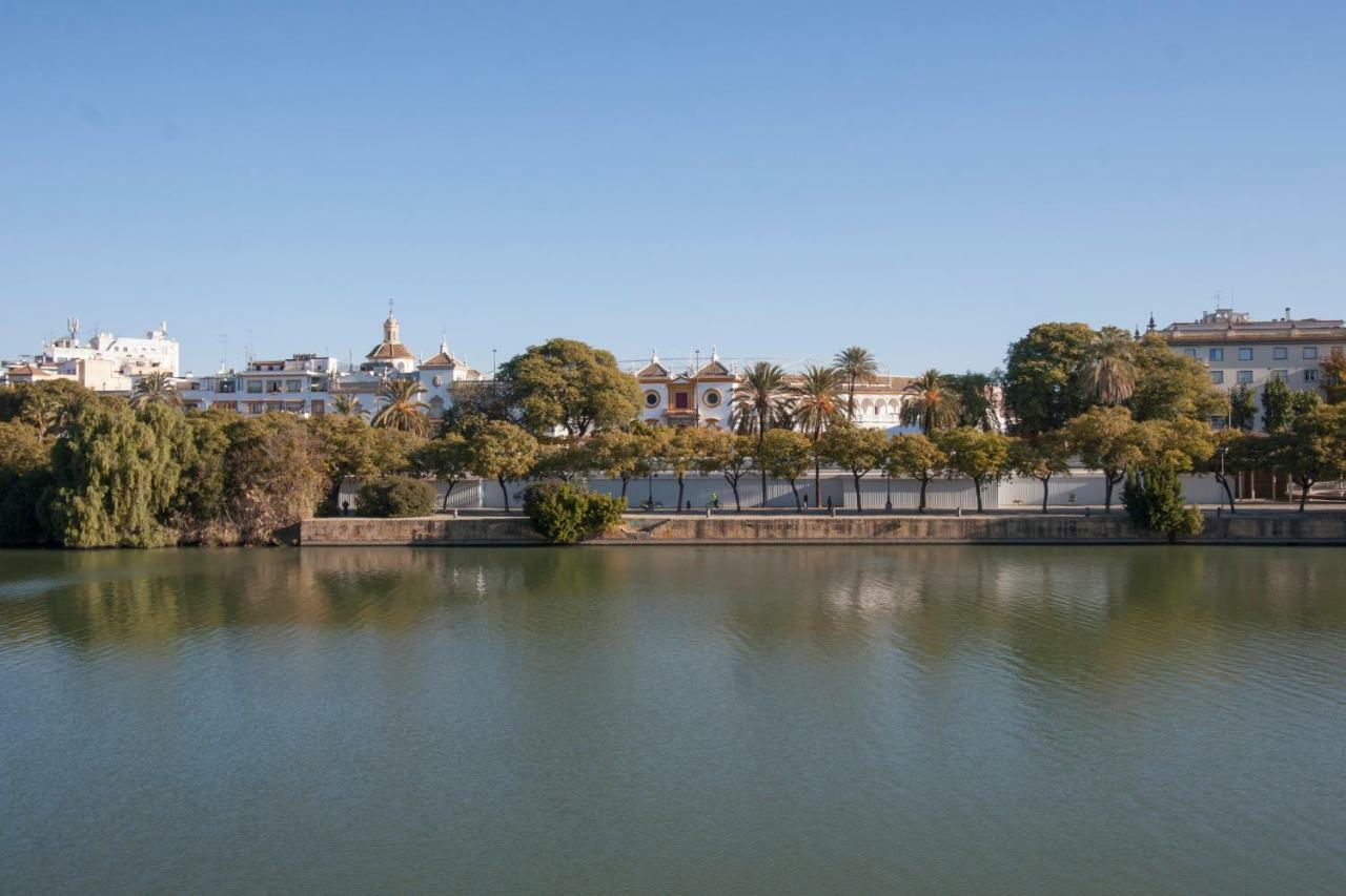 River House Sevilla Buitenkant foto