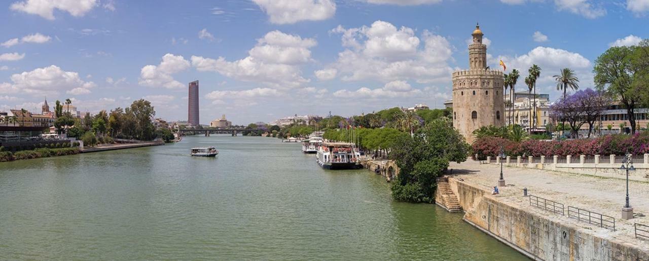 River House Sevilla Buitenkant foto